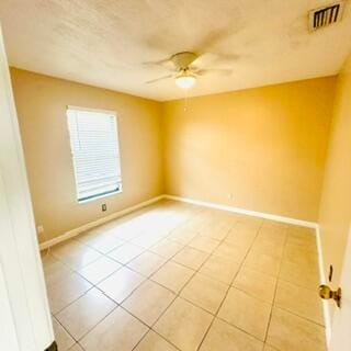 251 Las Palmas Street — photo 8