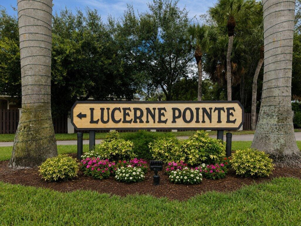 4640 Lucerne Lakes Boulevard W 404, Lake Worth, FL 33467 photo 23