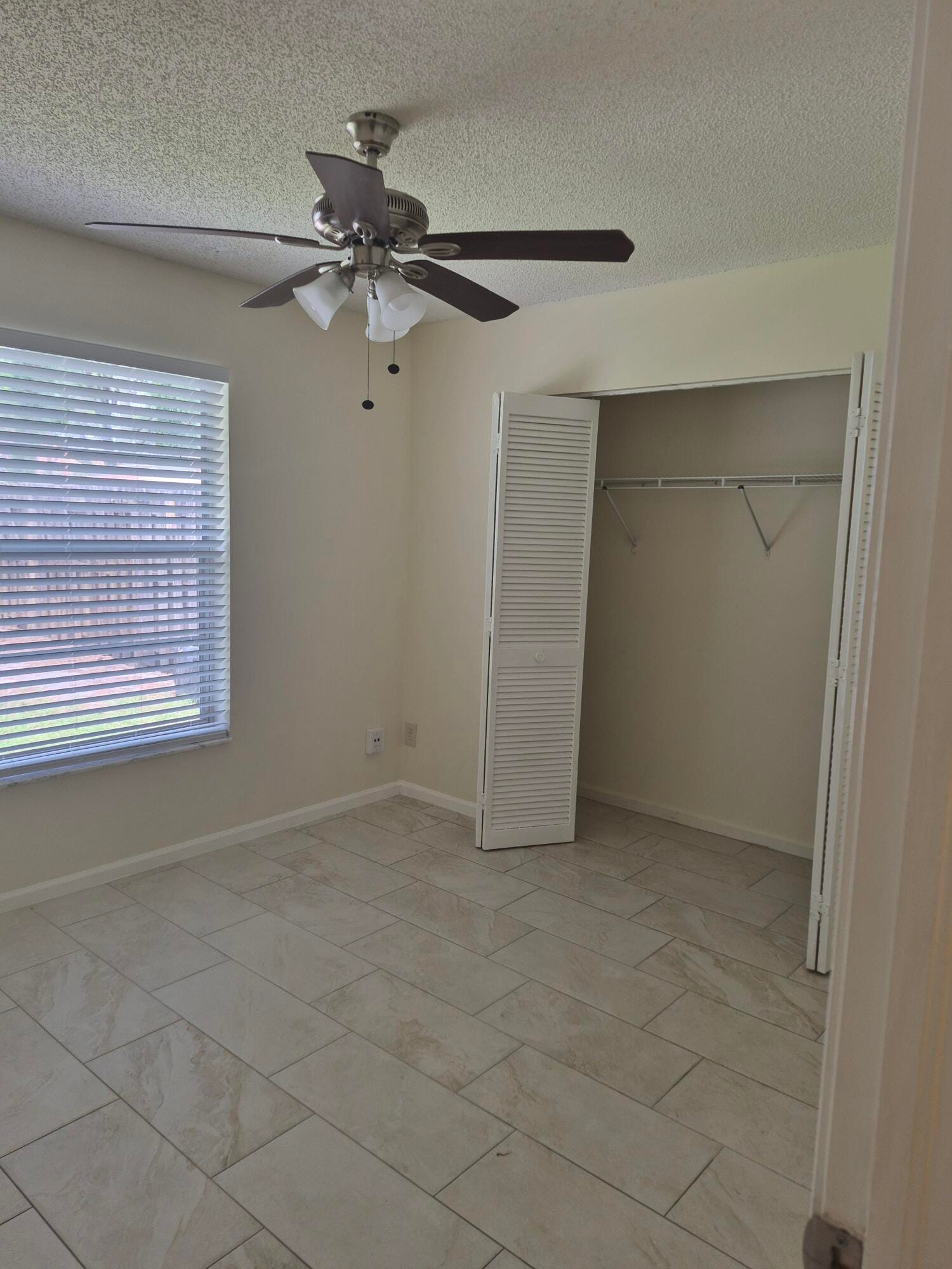 3793 Heather Drive W — photo 6