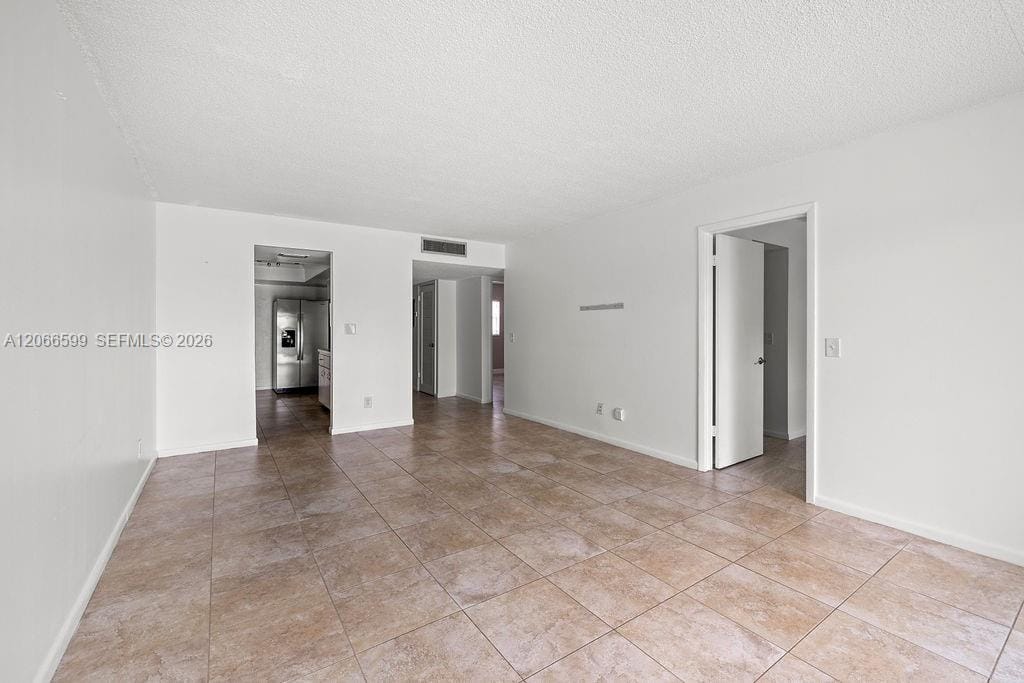 1166 6th Avenue B3 — photo 6