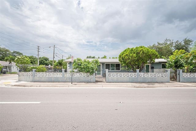 5206 N Miami Avenue 2-3-4, Miami, FL 33127