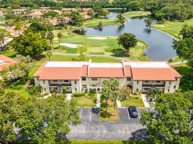 8425 Casa Del Lago H, Boca Lago, Boca Raton, FL
