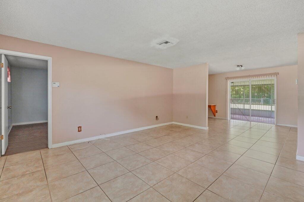 2907 Sherwood Lane, Fort Pierce, FL 34982 photo 17