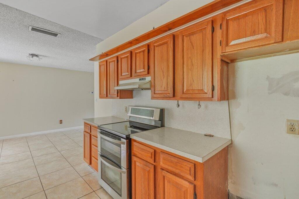 2907 Sherwood Lane, Fort Pierce, FL 34982 photo 27