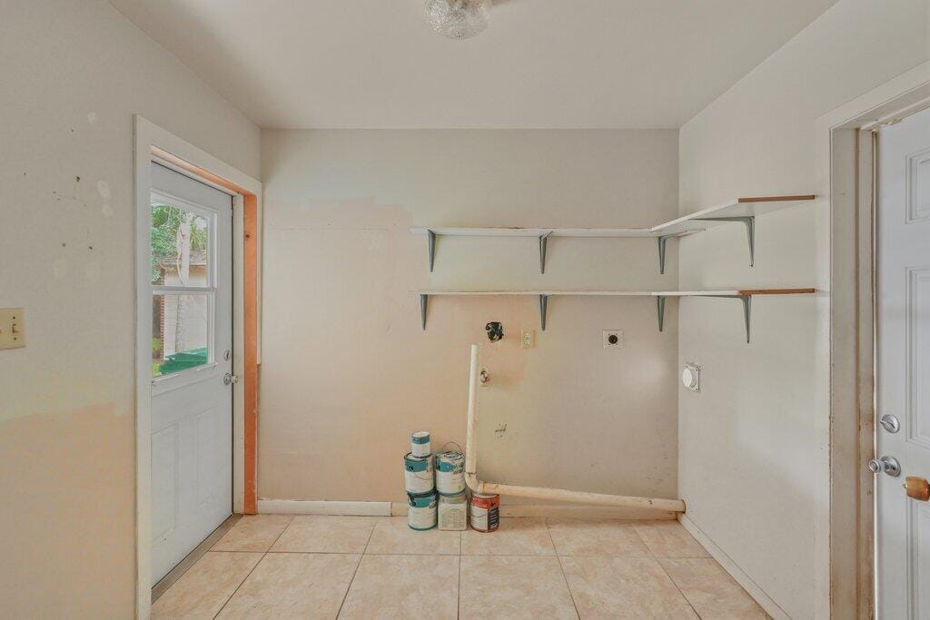 2907 Sherwood Lane, Fort Pierce, FL 34982 photo 29