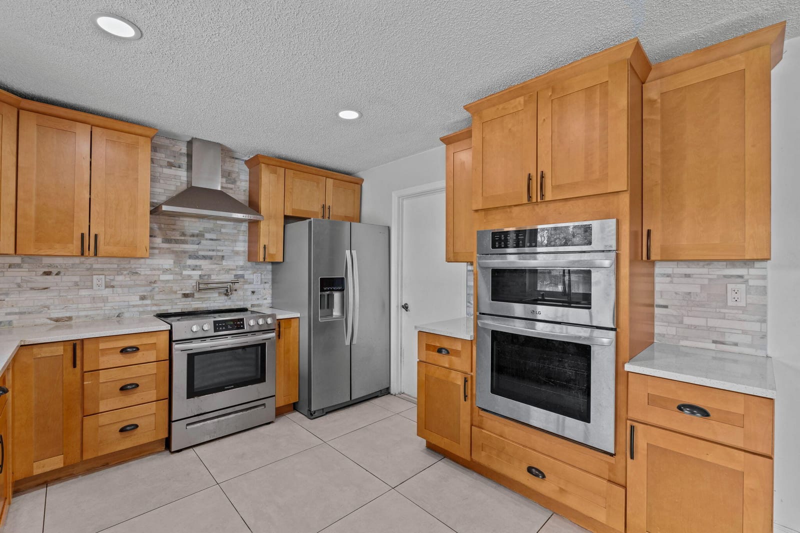 8560 NW 2nd Street, Coral Springs, FL 33071 photo 23