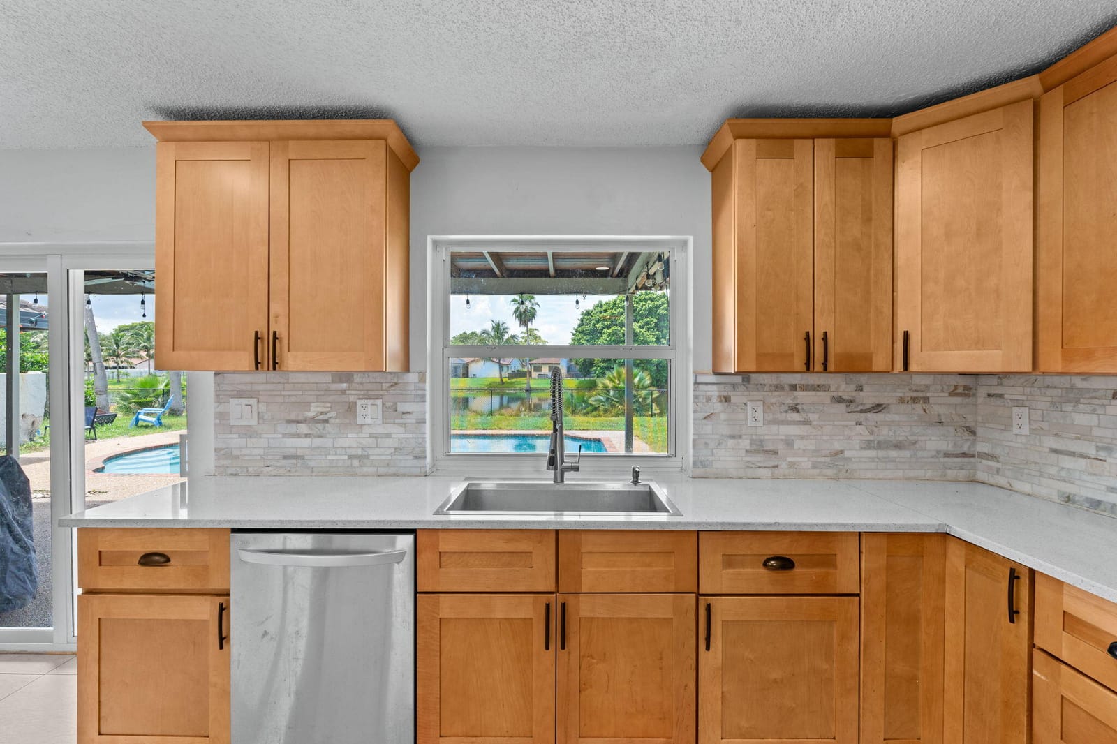 8560 NW 2nd Street, Coral Springs, FL 33071 photo 25