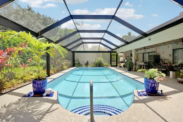 11 Alnwick Road, sold in Pga Resort Community 2, Palm Beach Gardens, FL