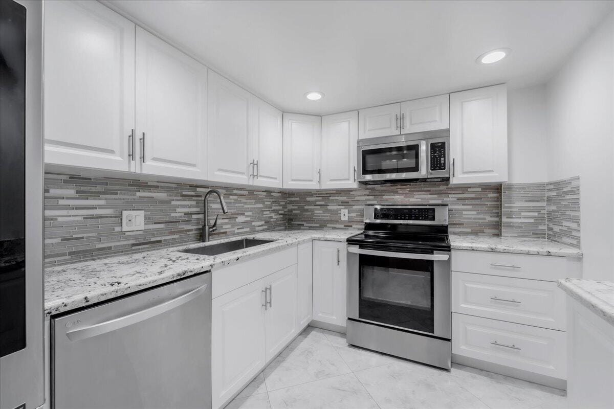 5280 NW 2nd Avenue PH-15, Boca Raton, FL 33487 photo 13