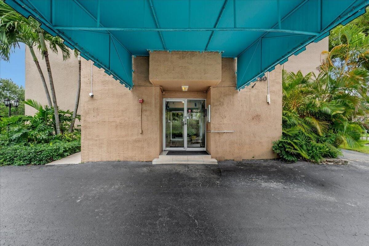 5280 NW 2nd Avenue PH-15 — photo 8