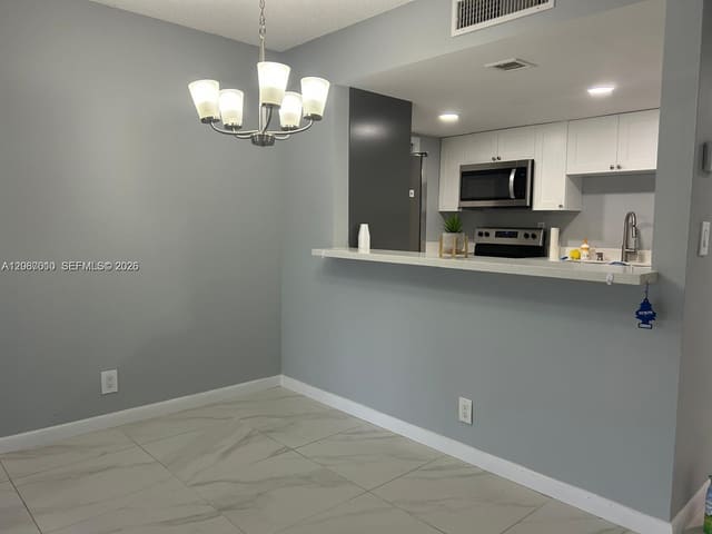 230 Lakeview Drive 209, Building Nine Of Racquet, Weston, FL