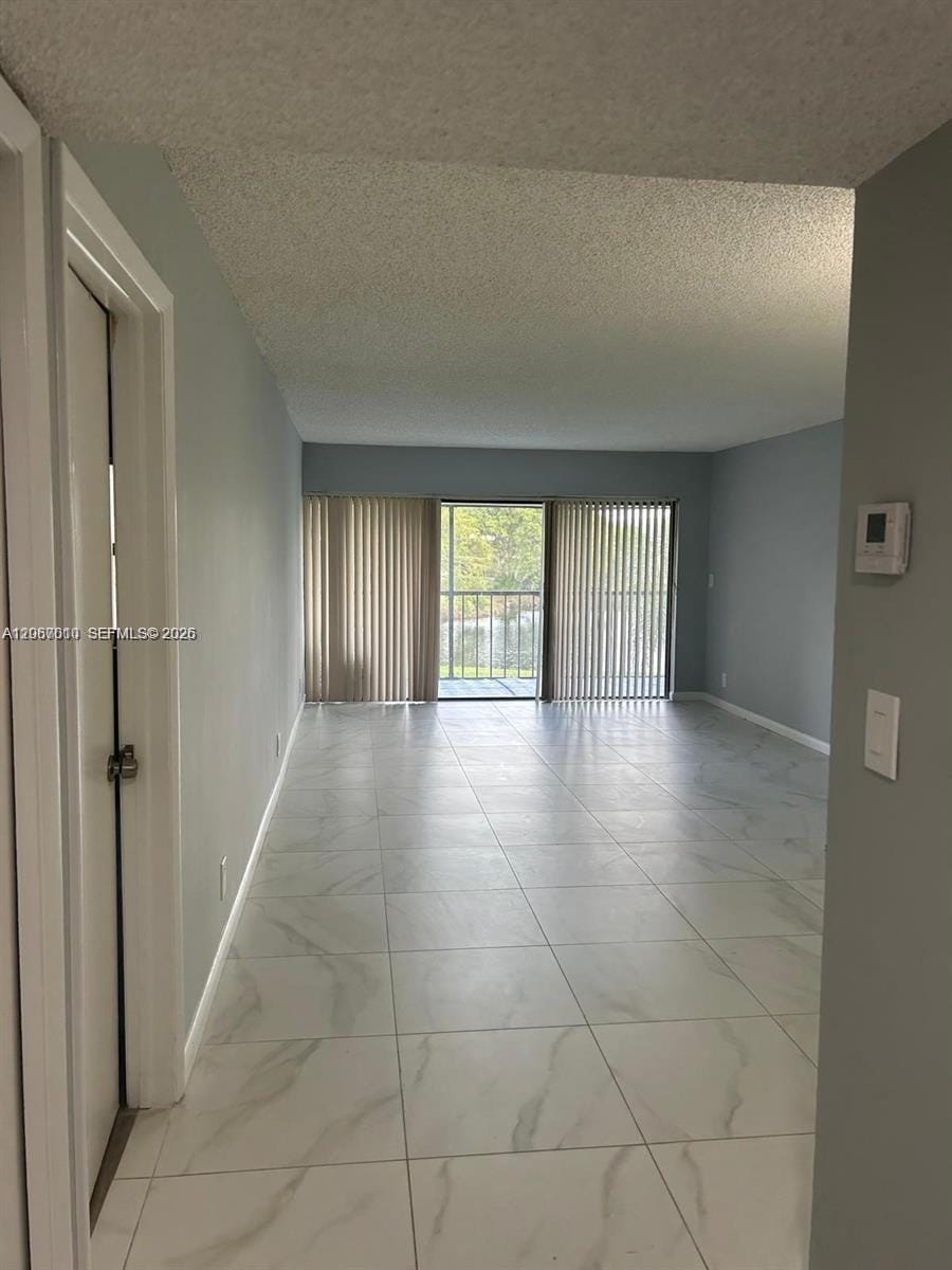 230 Lakeview Drive 209 — photo 2