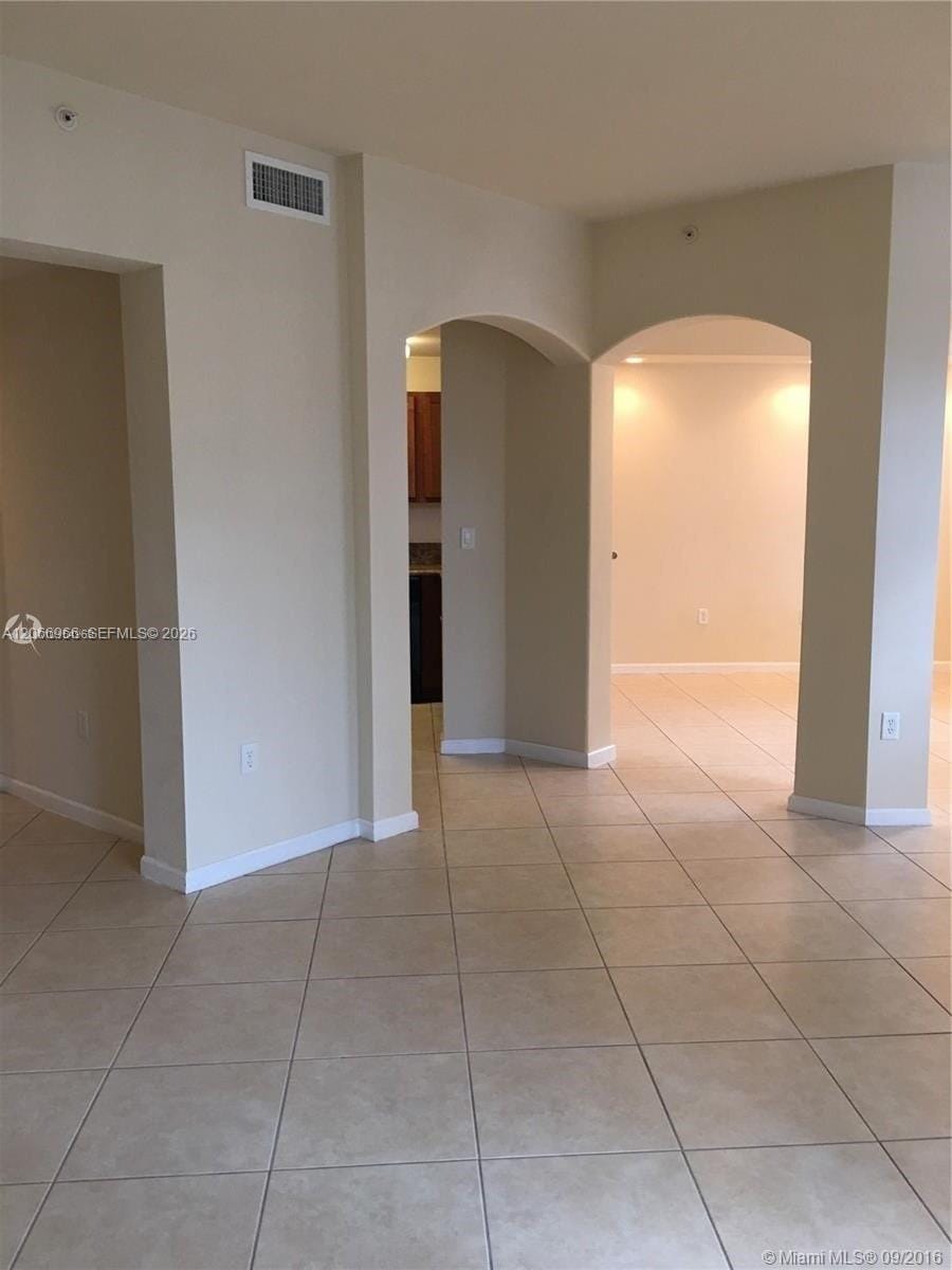 11503 NW 89th Street 103 — photo 3