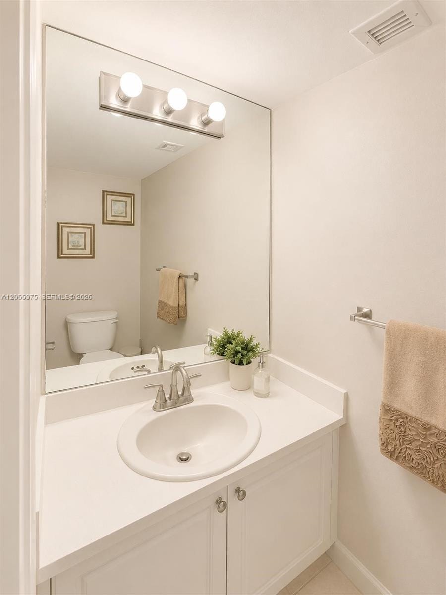 200 Leslie Drive 727 — photo 6