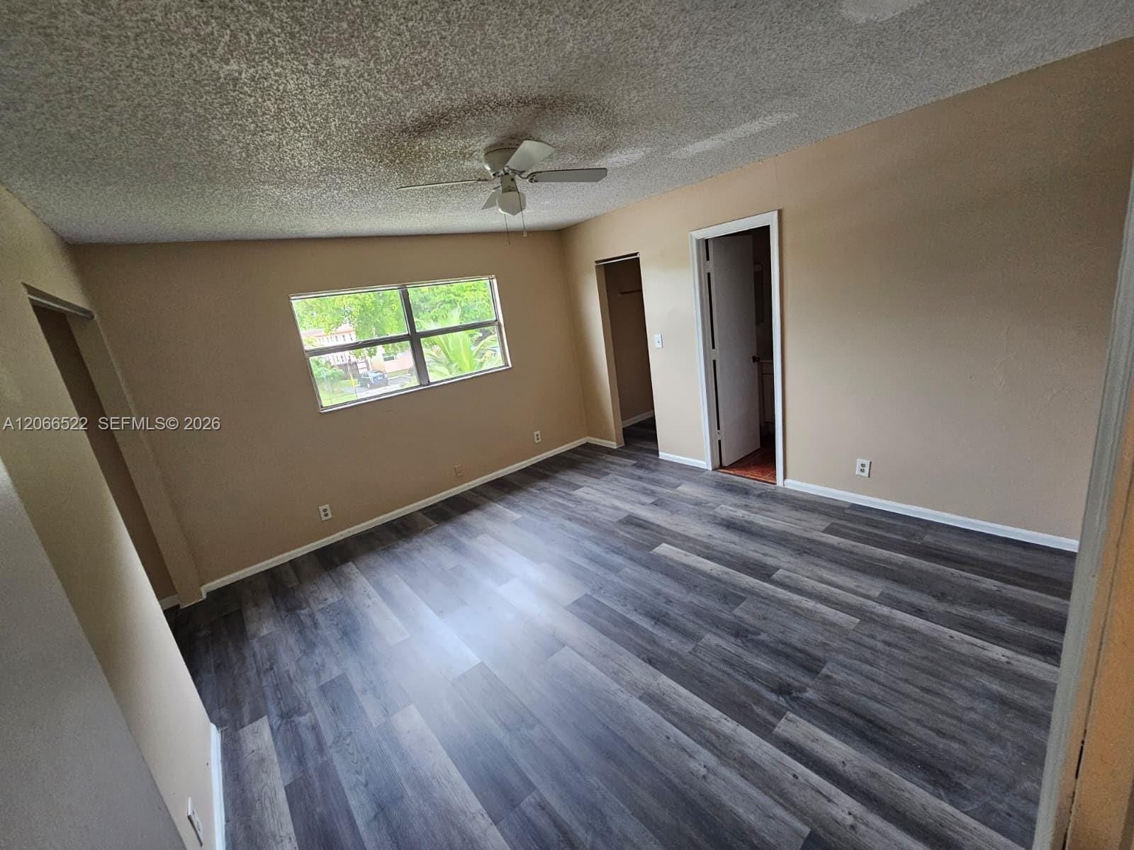 954 SW 74th Avenue — photo 7