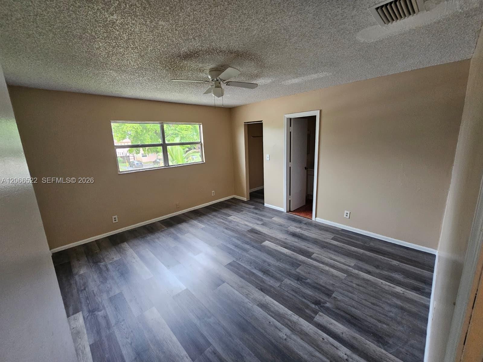 954 SW 74th Avenue — photo 10
