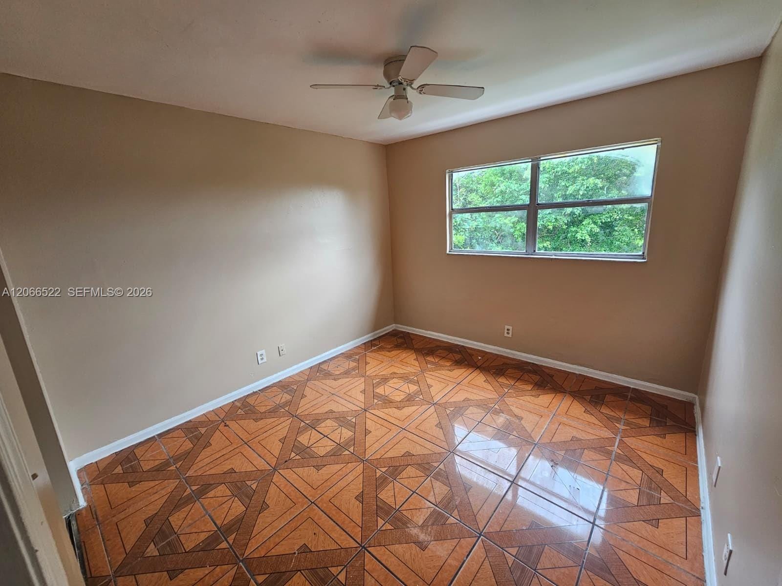 954 SW 74th Avenue, North Lauderdale, FL 33068 photo 13