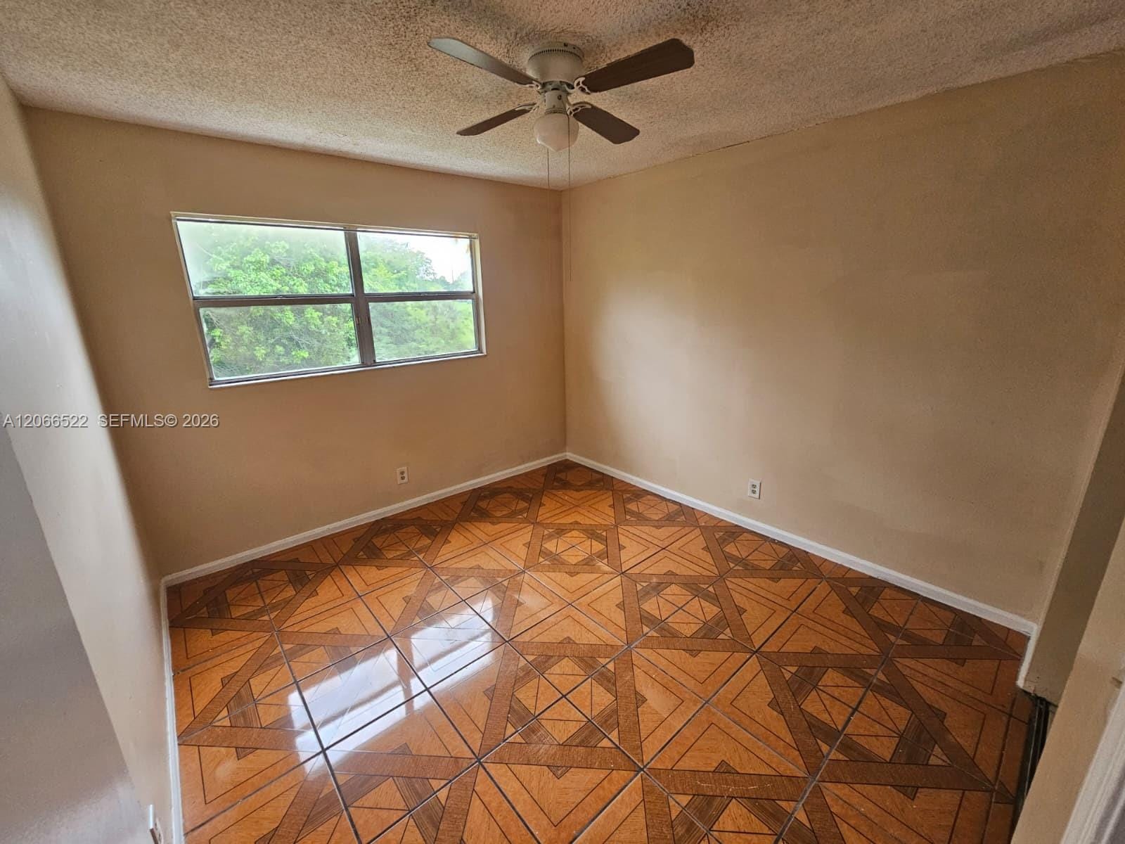 954 SW 74th Avenue, North Lauderdale, FL 33068 photo 14