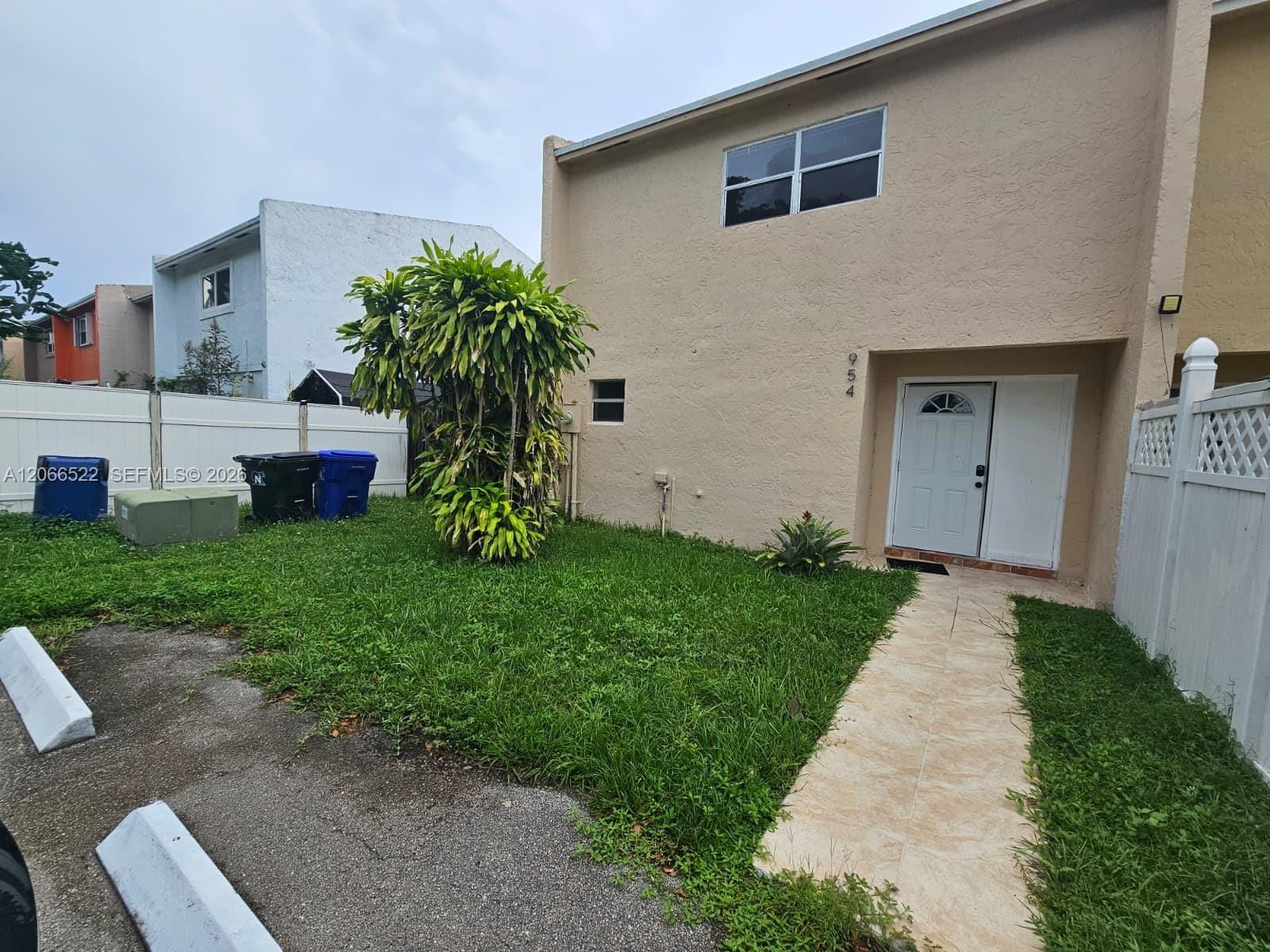 954 SW 74th Avenue, North Lauderdale, FL 33068 photo 19