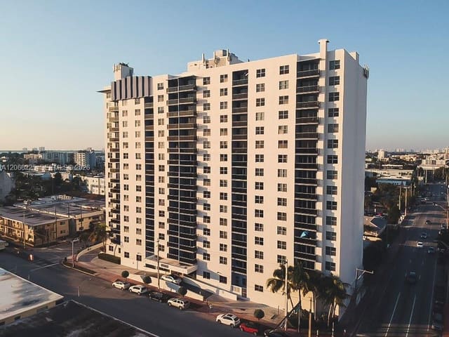 401 69th Street 304, Miami Beach, FL 33141