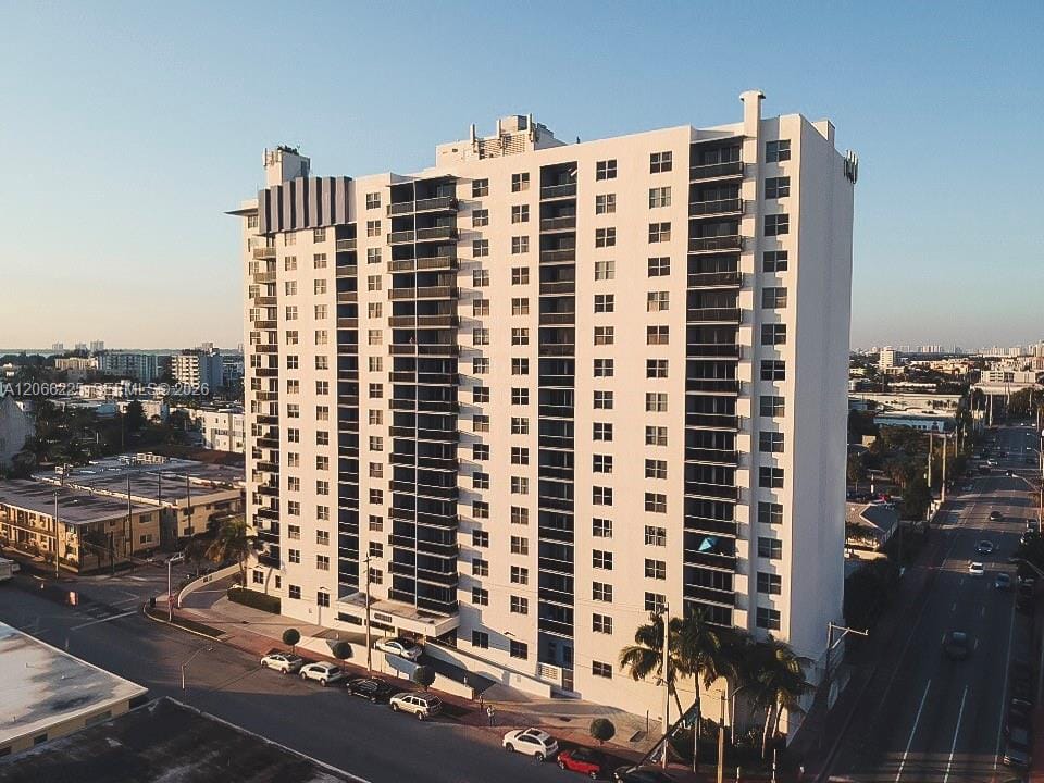 401 69th Street 304, Miami Beach, FL 33141
