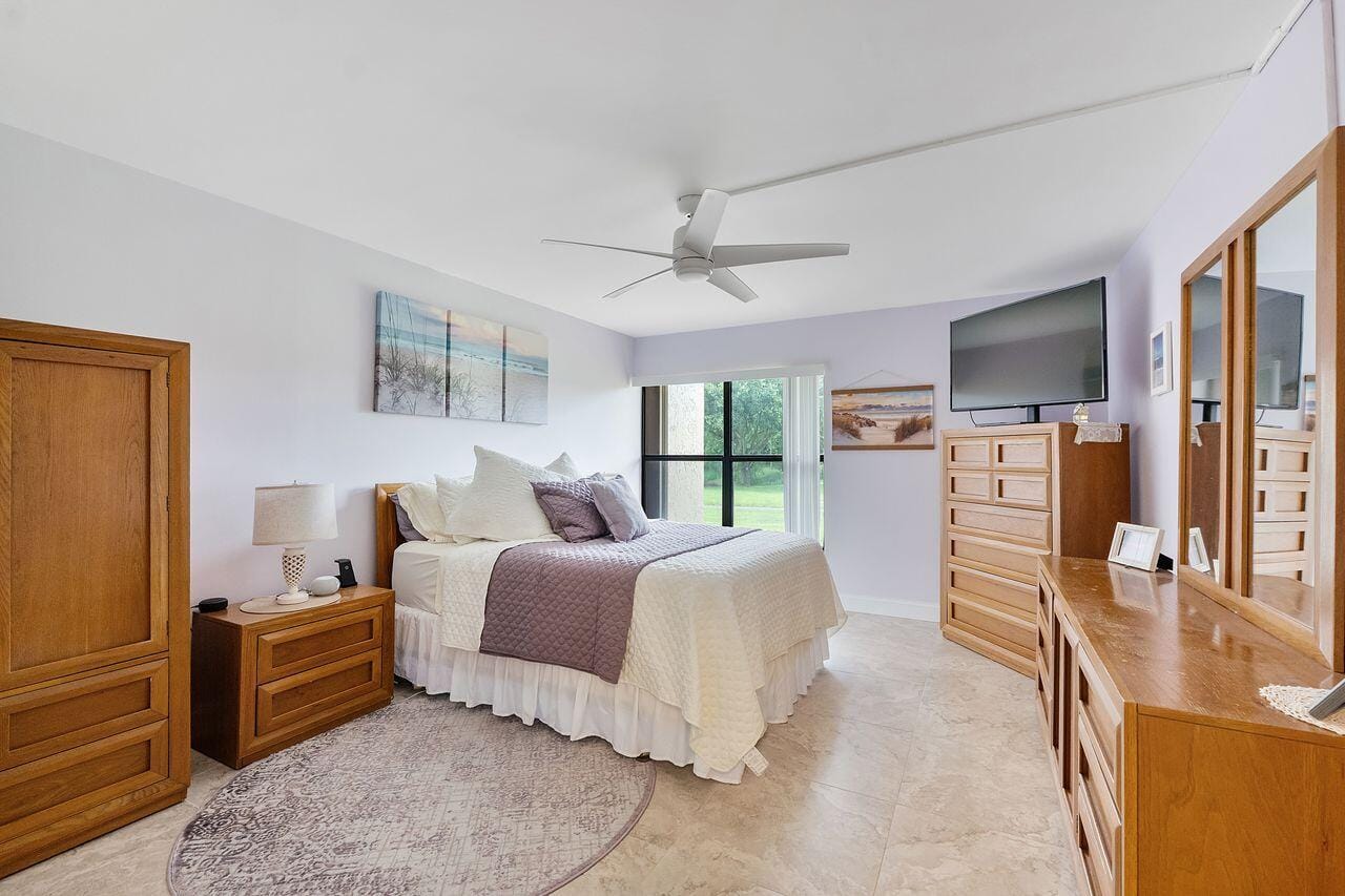 5055 Oak Hill Lane 213 — photo 6