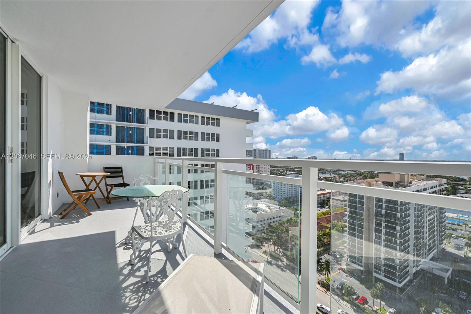 2030 S Ocean Drive 2027 — photo 2