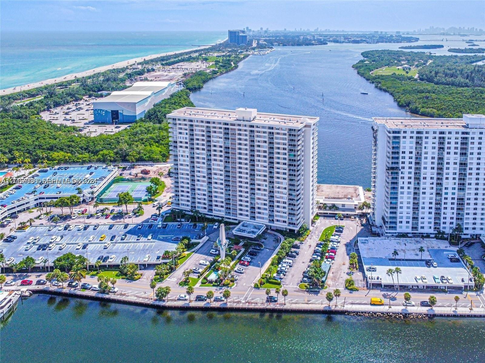 300 Bayview Drive 508, Sunny Isles Beach, FL 33160 photo 13