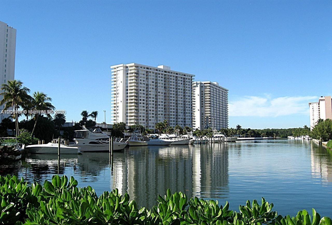 300 Bayview Drive 508, Sunny Isles Beach, FL 33160 photo 24