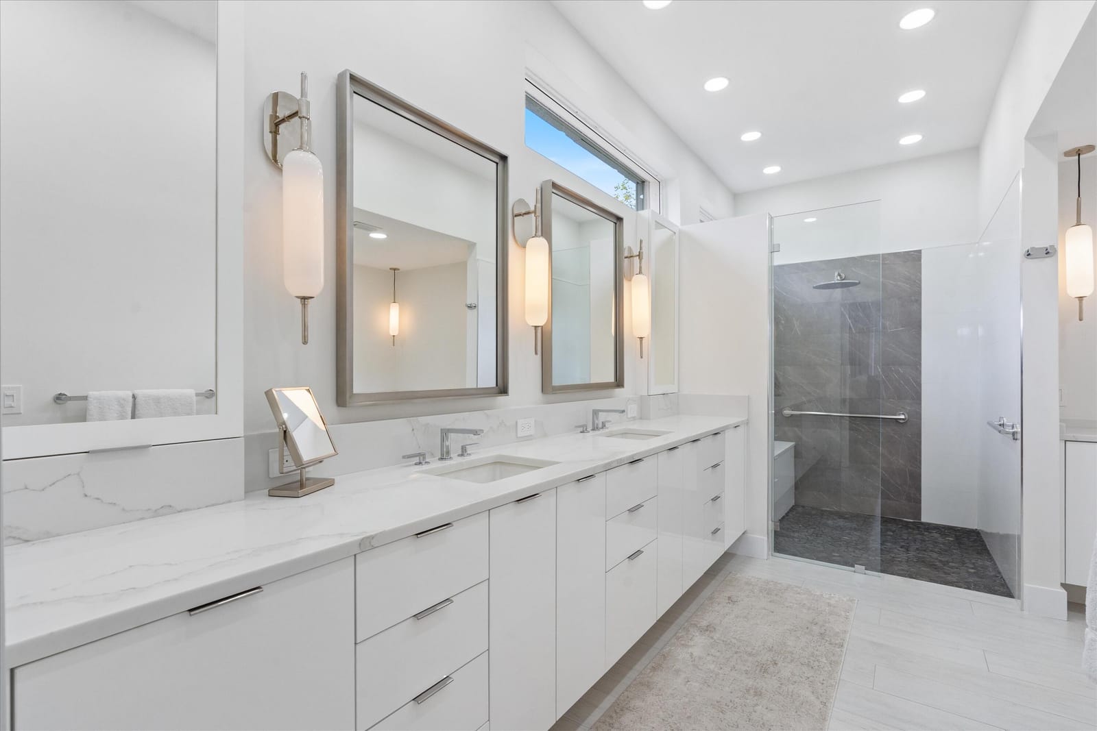 8170 Bob-O-Link Drive — photo 12