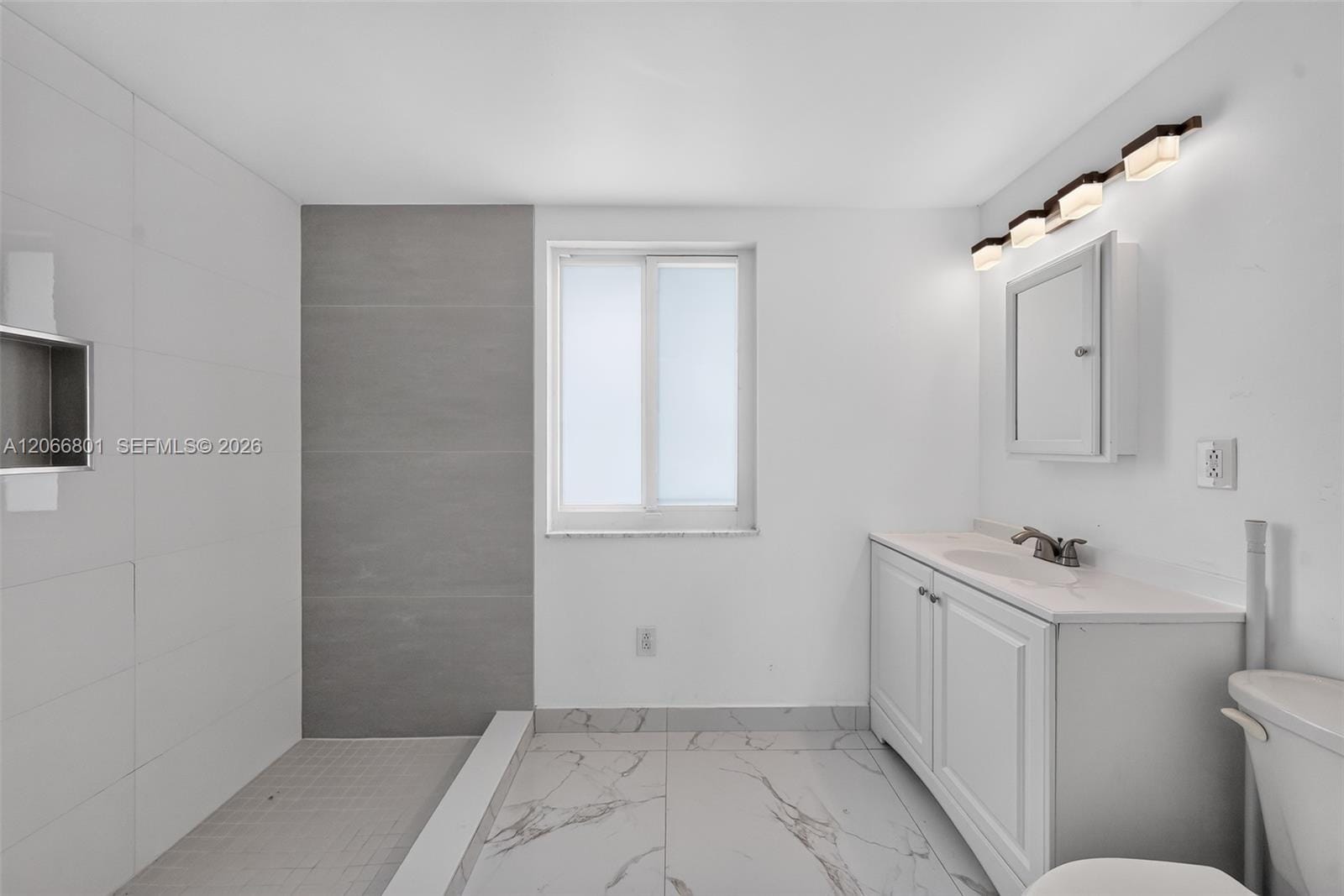 7304 Mckinley Street — photo 7