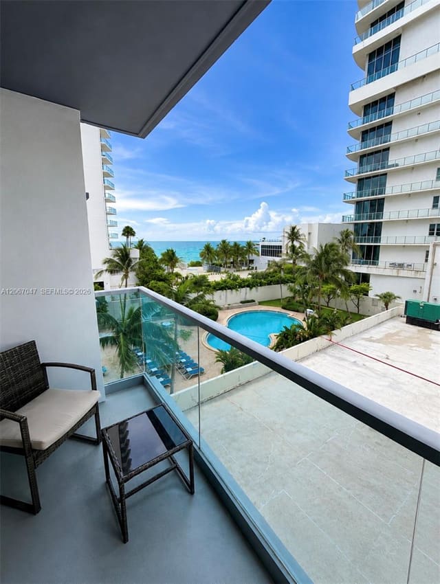4001 S Ocean Drive 4L, Sian Ocean Residences, Hollywood, FL
