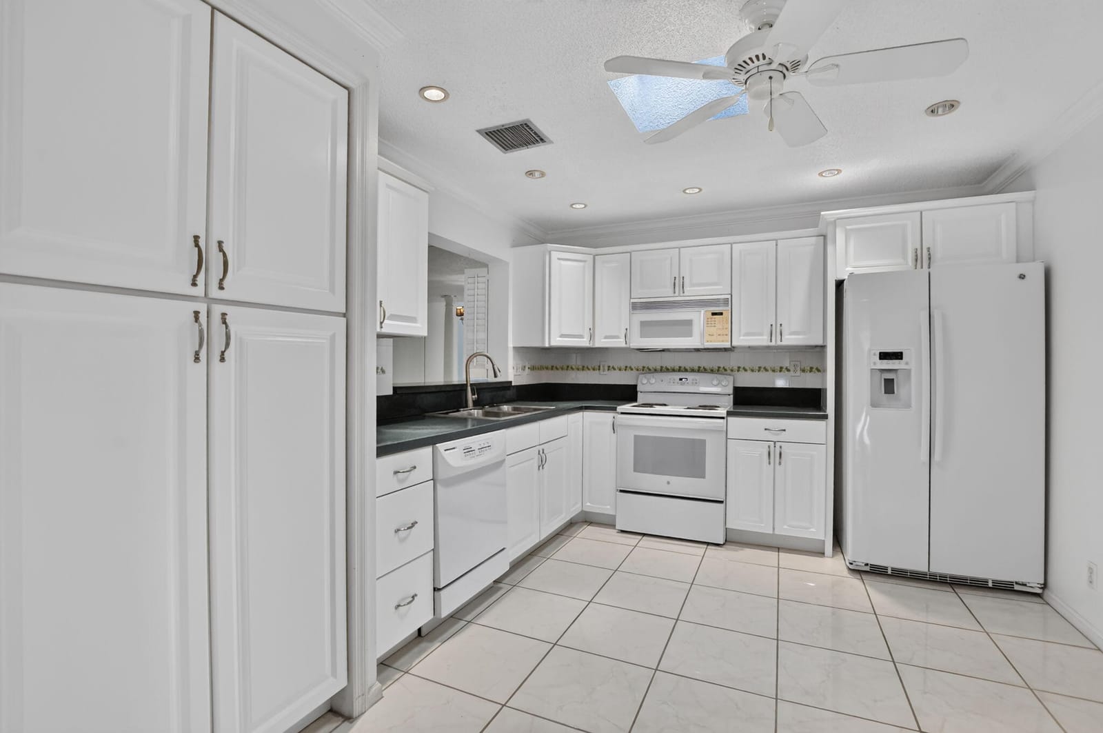 21718 San Simeon Circle, Boca Raton, FL 33433 photo 11