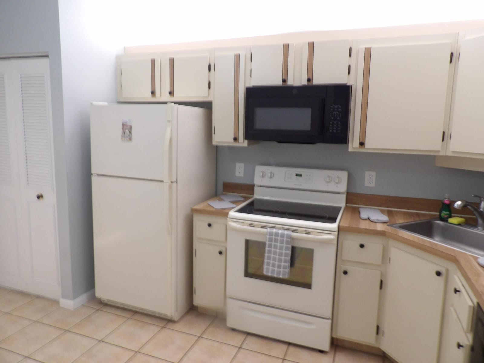 606 Sea Pine Way D — photo 11