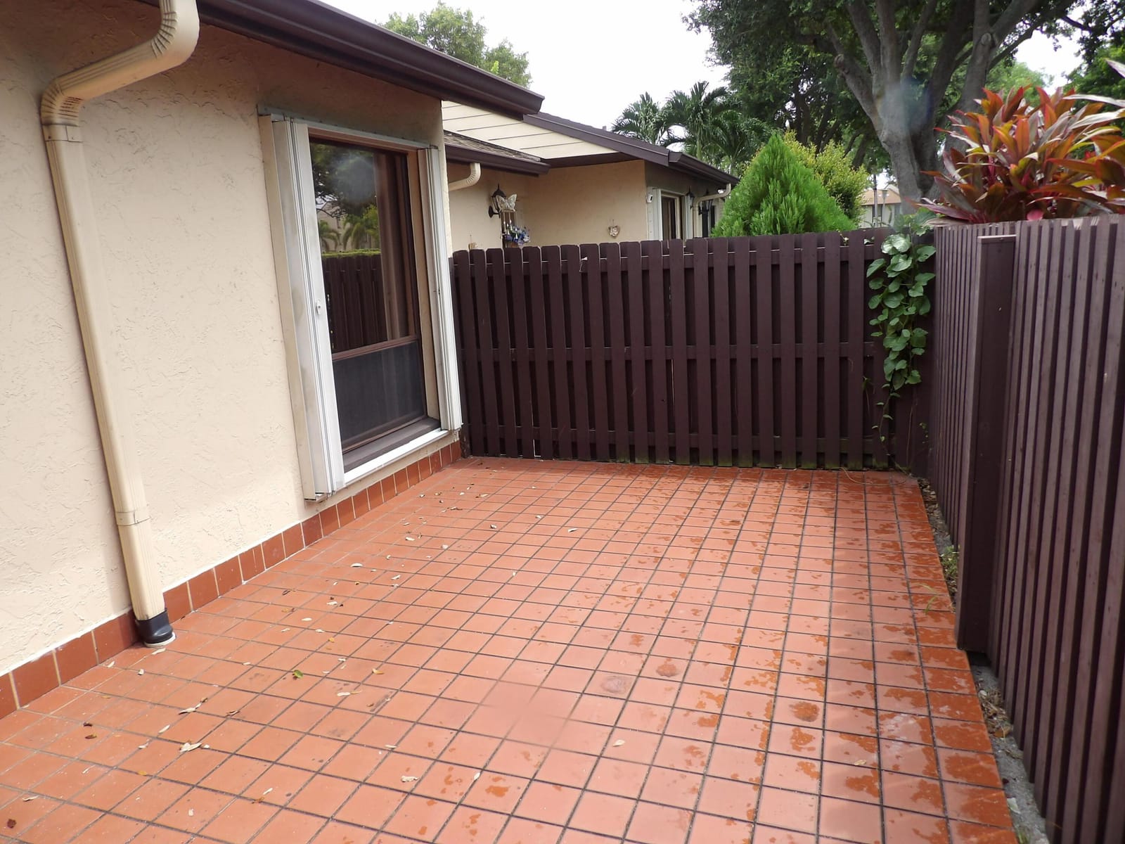 606 Sea Pine Way D — photo 6