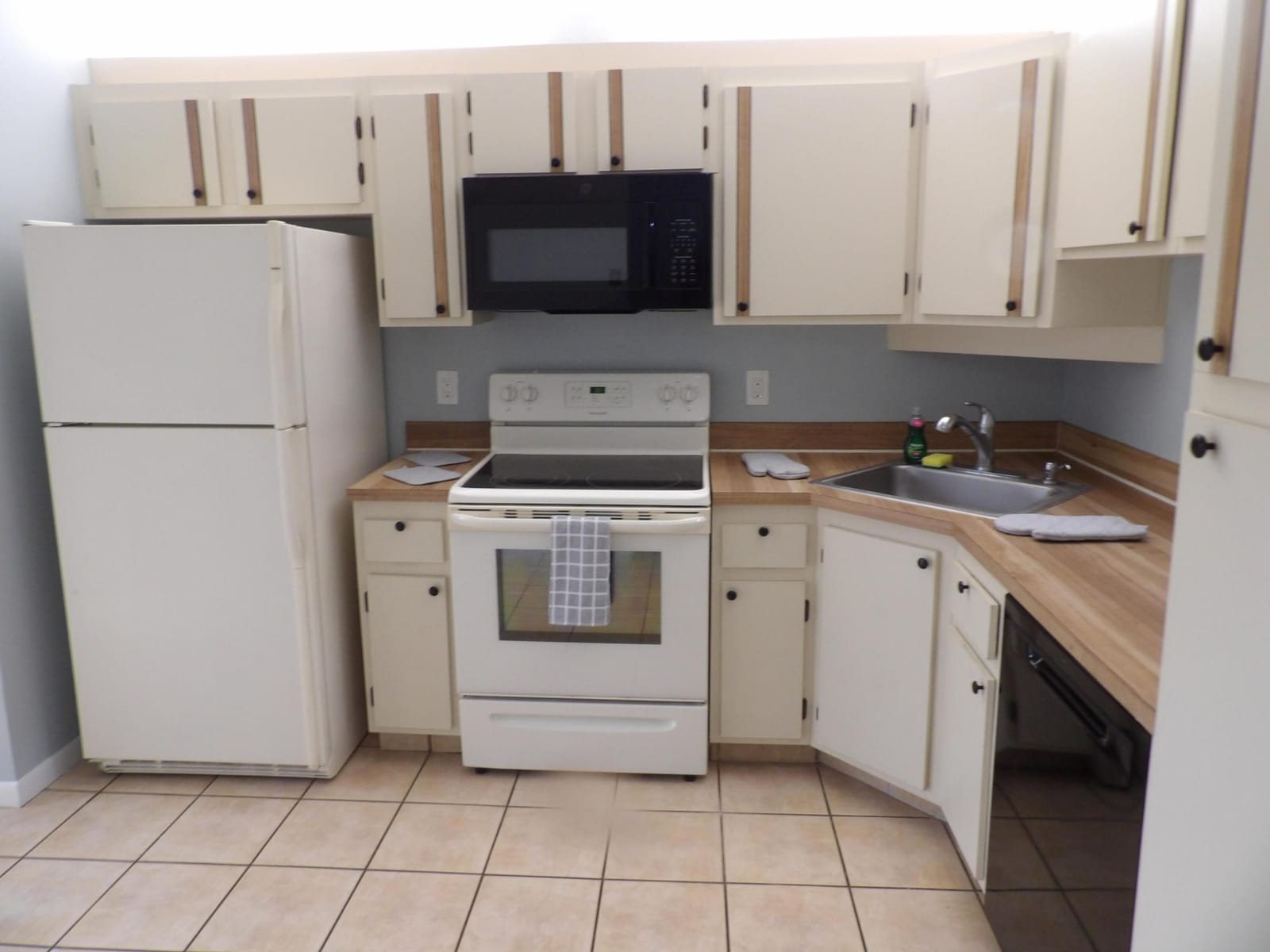 606 Sea Pine Way D — photo 9