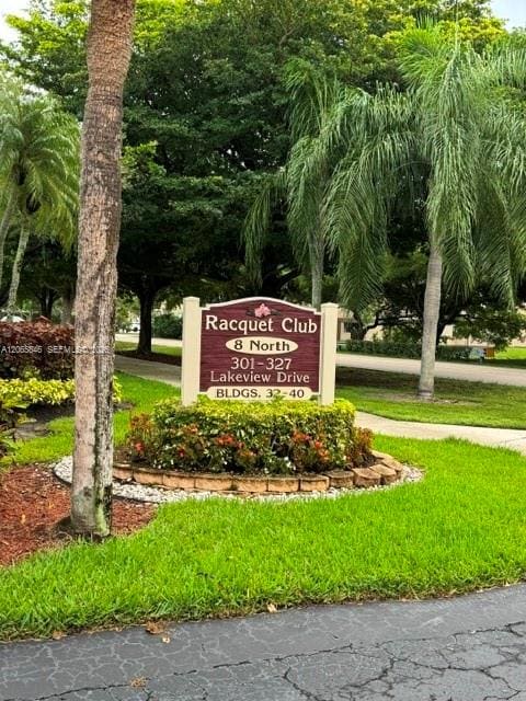 301 Lakeview Drive 102, sold in Racquet Club Apartments A, Weston, FL