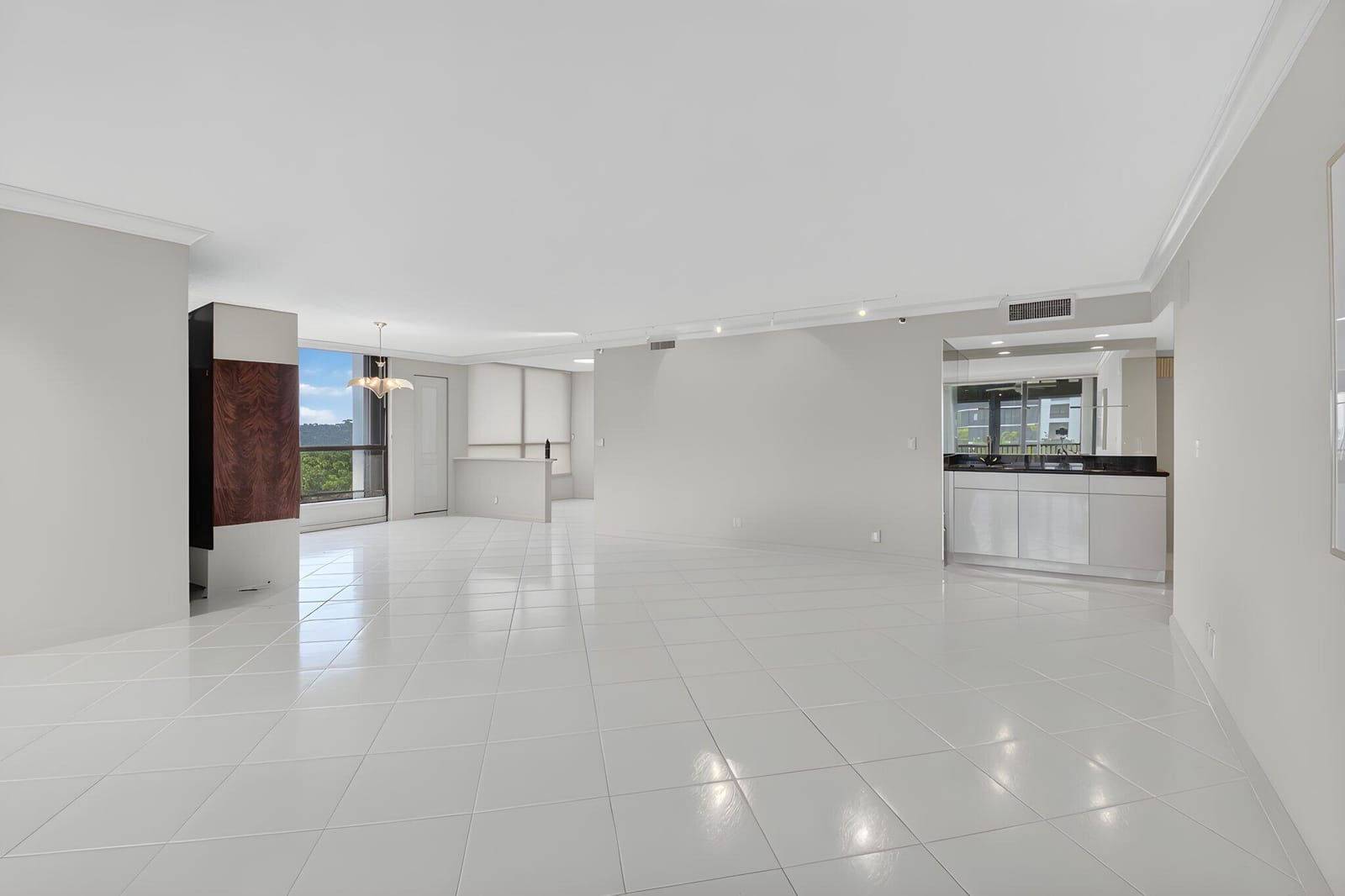 20090 Boca West Drive Apt 361 — photo 12