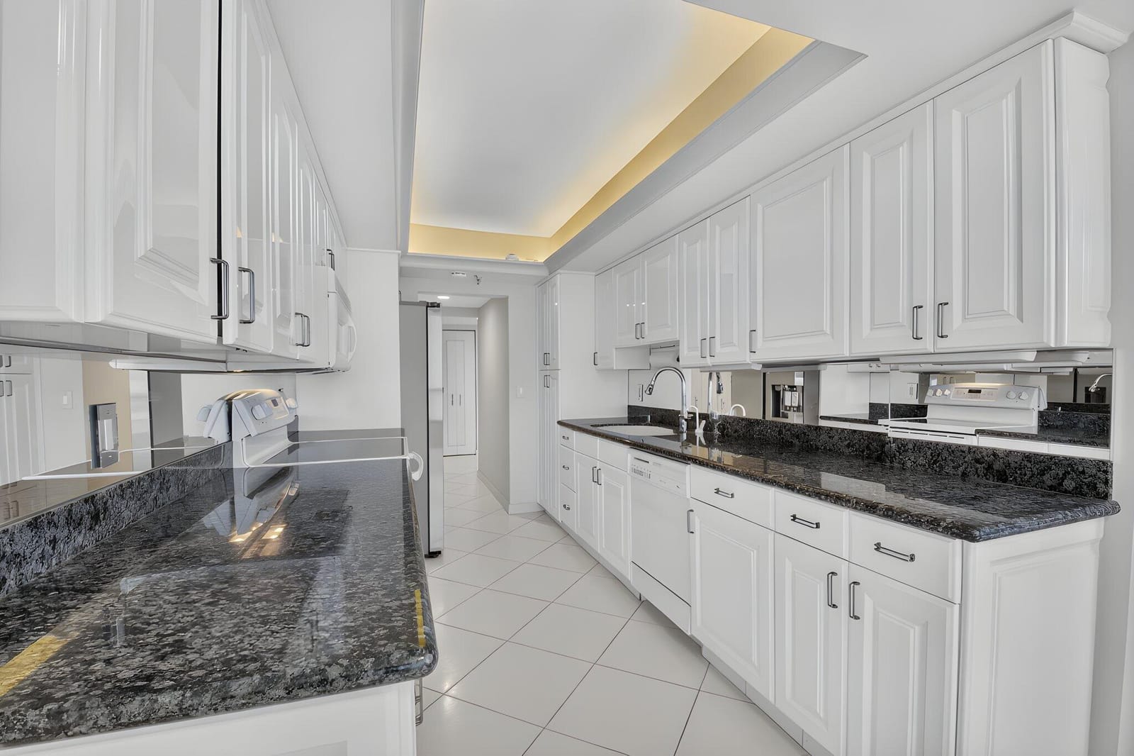 20090 Boca West Drive Apt 361 — photo 6