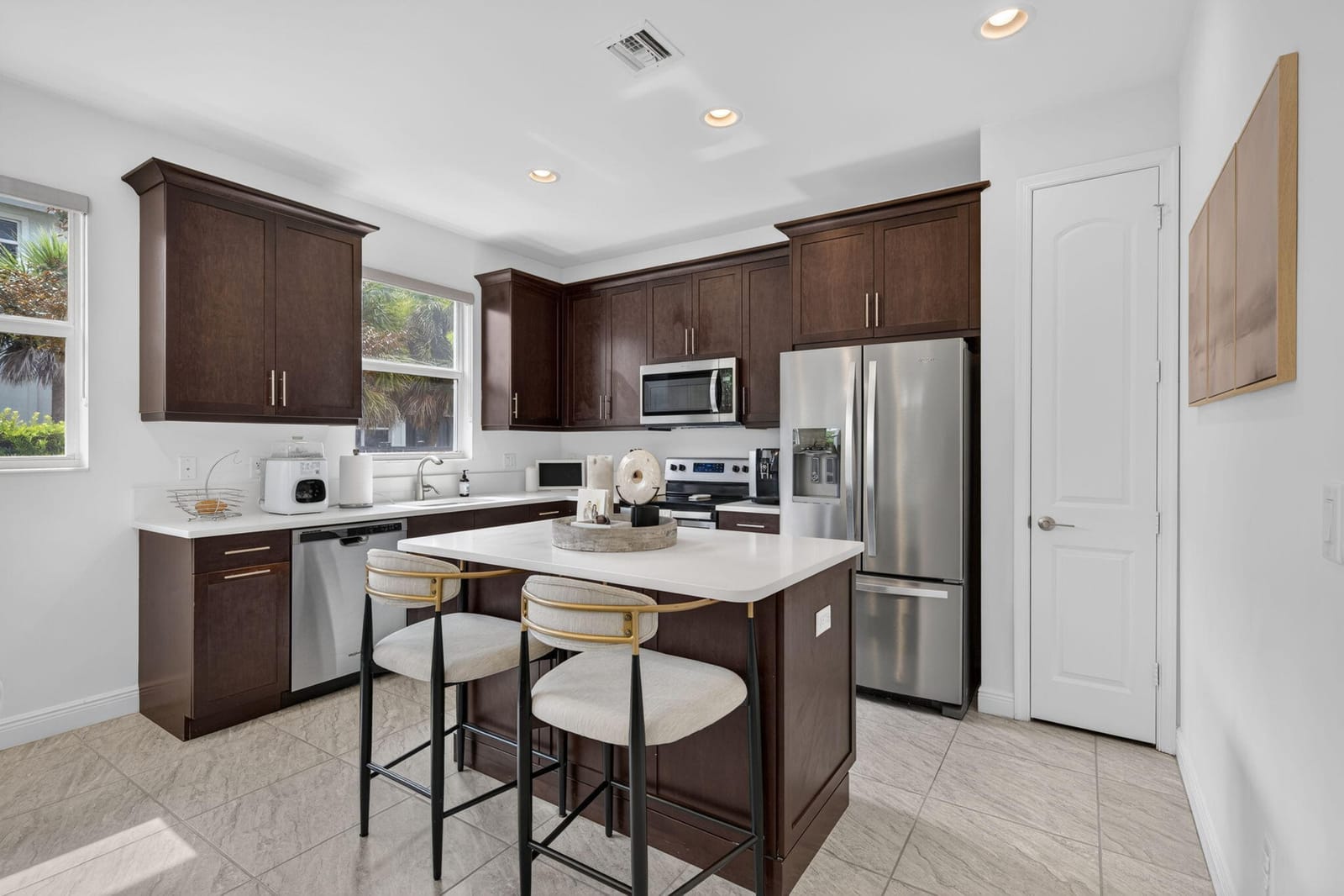 6994 Pines Circle, Coconut Creek, FL 33073 photo 17