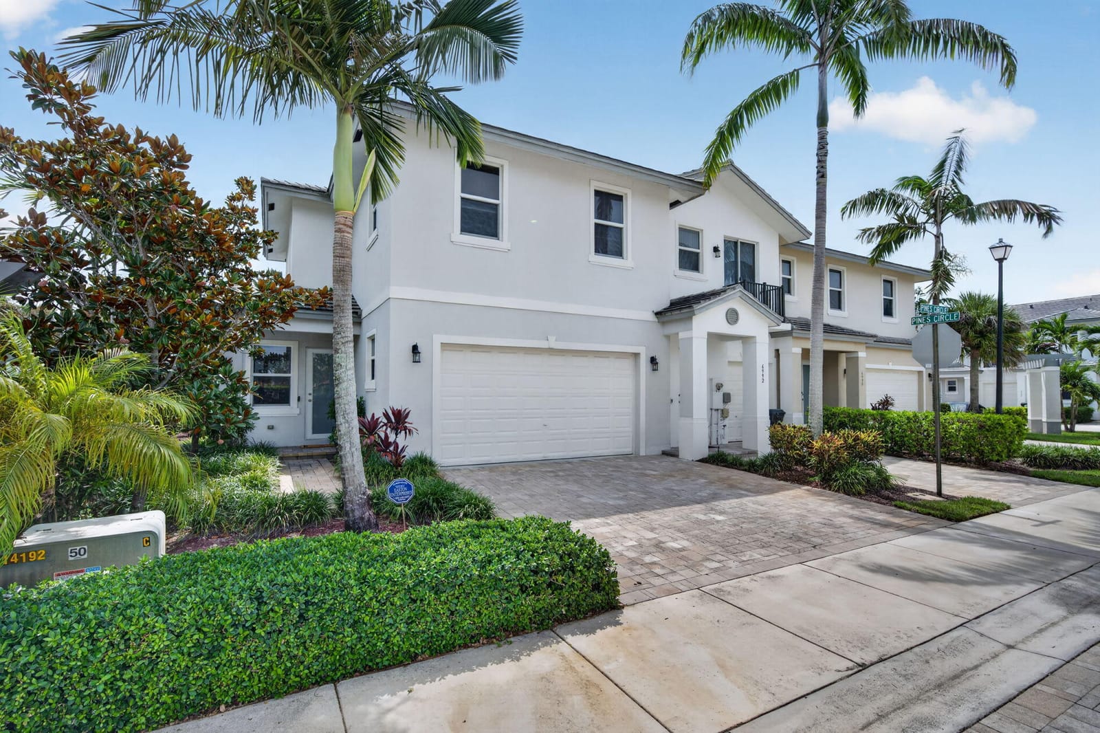 6994 Pines Circle — photo 4