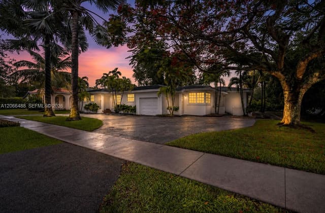 346 350 Alesio Avenue, sold in Coconut Grove Sec 1-Coral, Coral Gables, FL