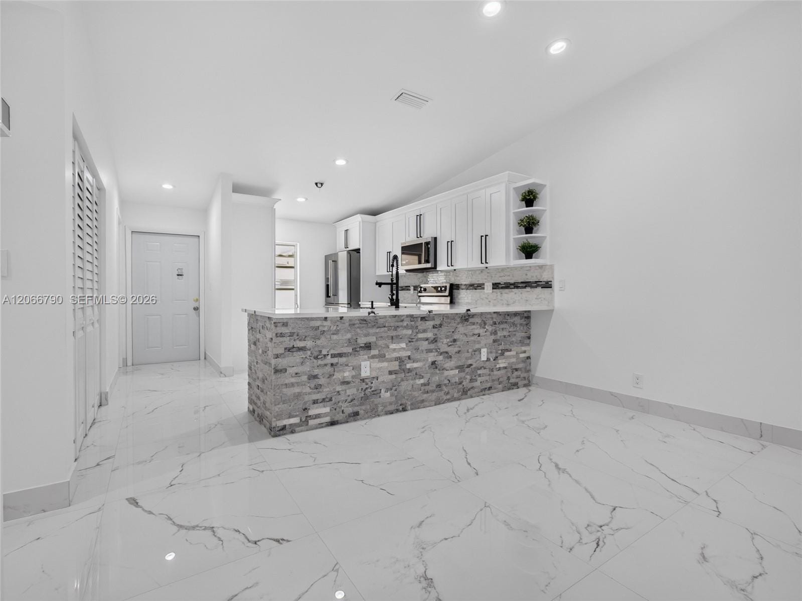 18956 Argosy Drive — photo 12
