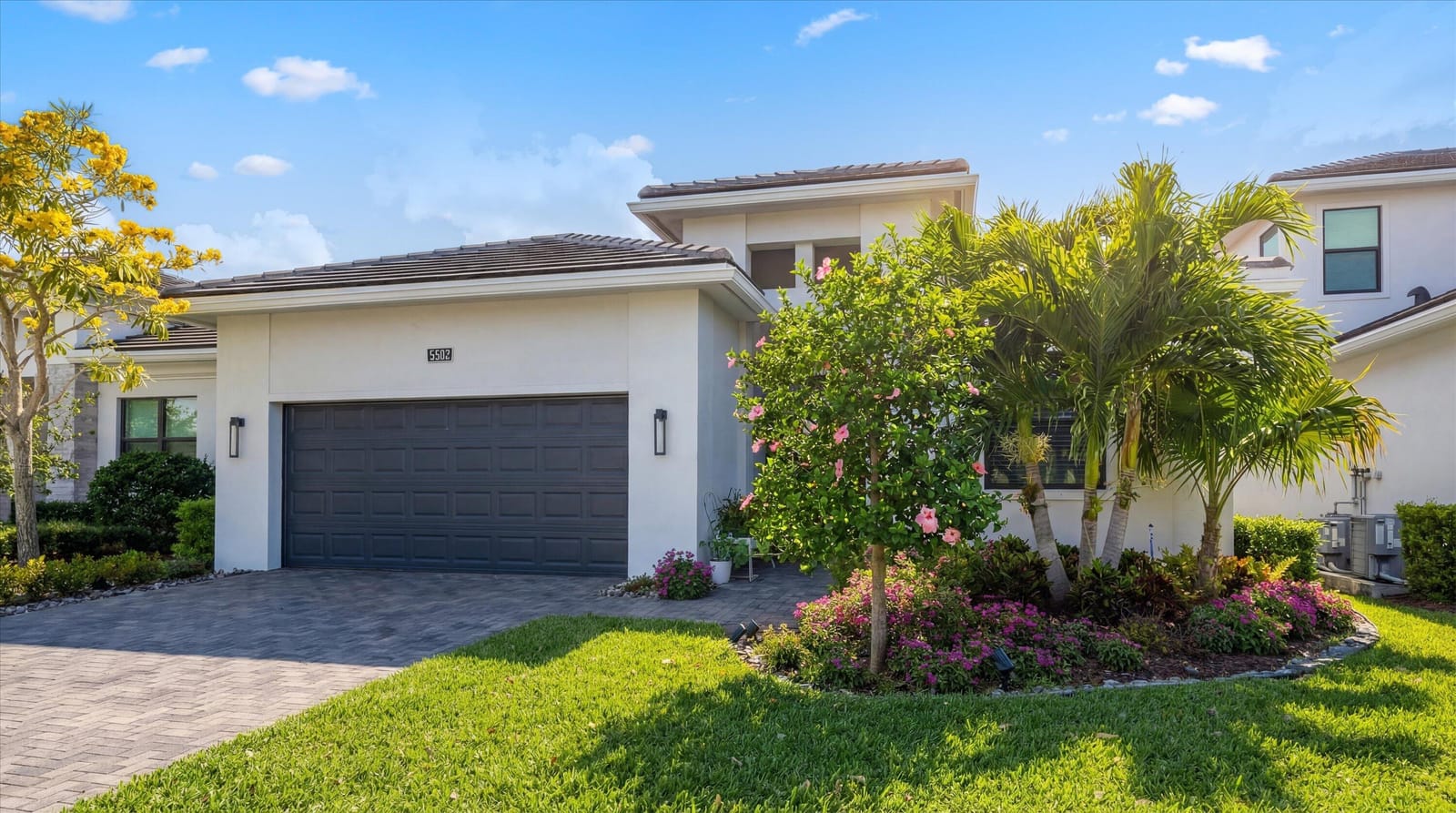 5583 Captiva Lane — photo 2