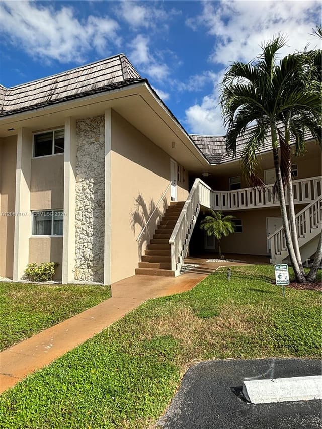 7470 Miami Lakes Drive B208, Miami Lakes, FL 33014