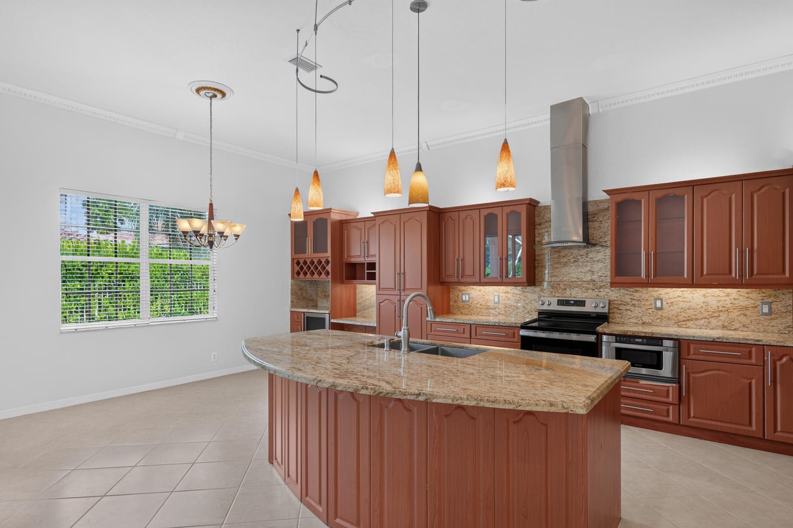 1169 Peregrine Way — photo 7
