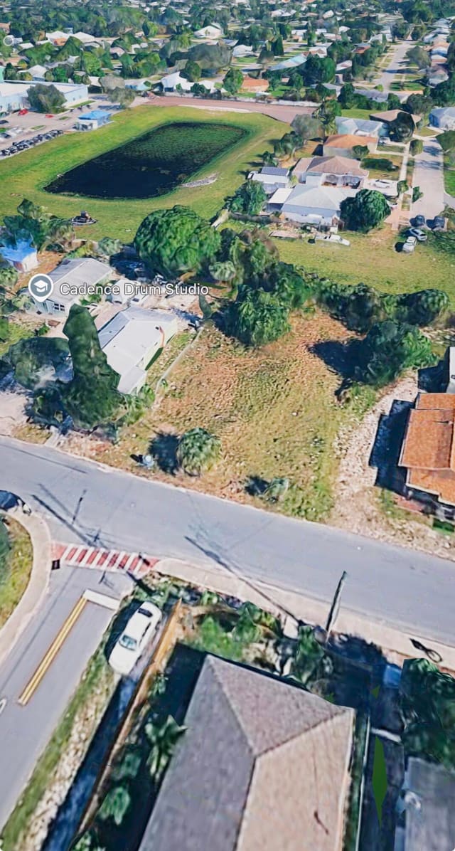 833 SE TARPON Avenue, Stuart, FL 34994