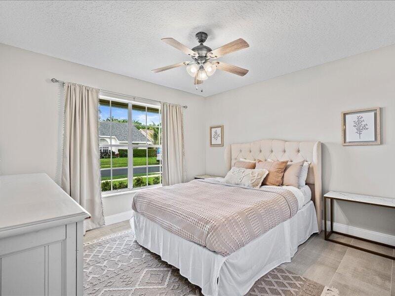 237 MOCCASIN Trail W, Jupiter, FL 33458 photo 17