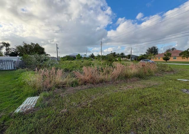 3244 SW HAMBRICK Street, Port St. Lucie, FL 34953