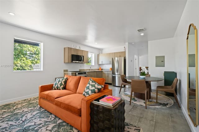 165 NW 39th Street 7, Miami, FL 33127